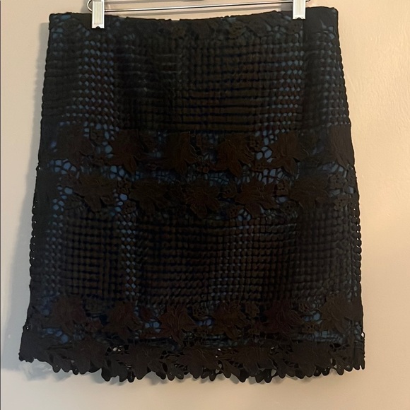 LOFT Blue and Black Crochet Lace Overlay Skirt Size 6 - Picture 1 of 11